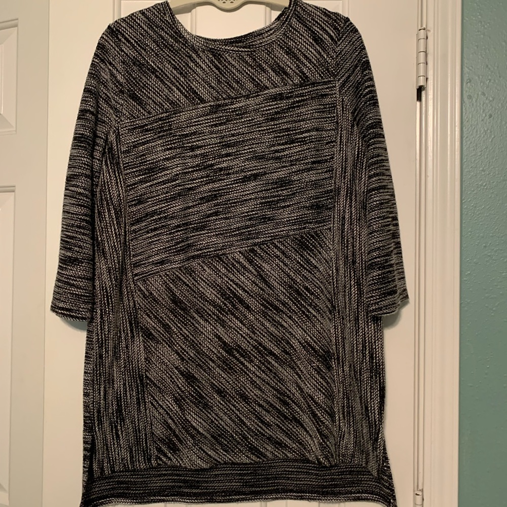 Chico’s textured tunic